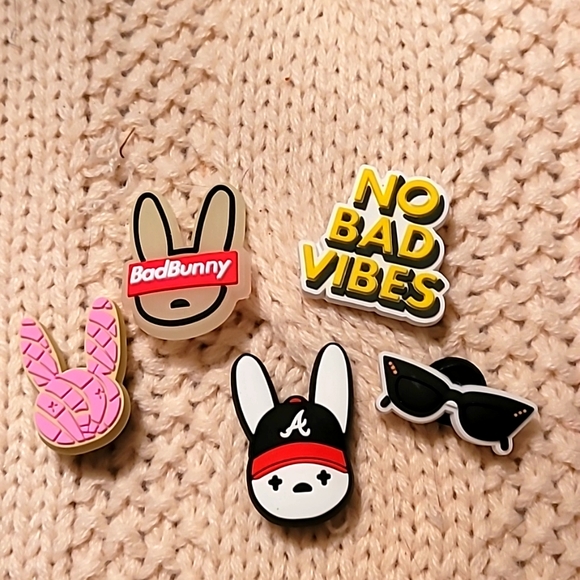 BAD BUNNY JIBBITZ FOR CROCS - Picture 1 of 3